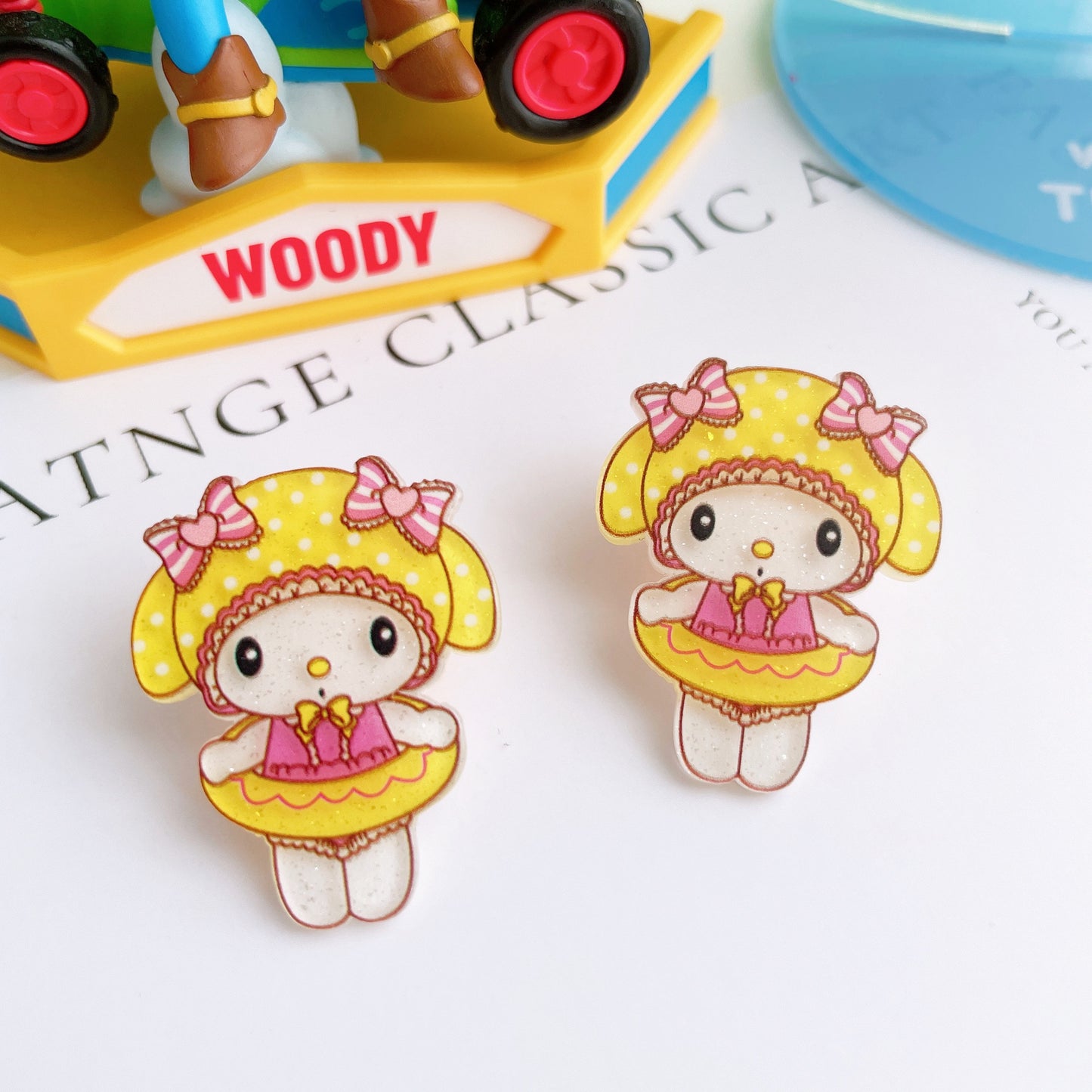 30PCS Random Kawaii Acrylic Pin for DIY Craft