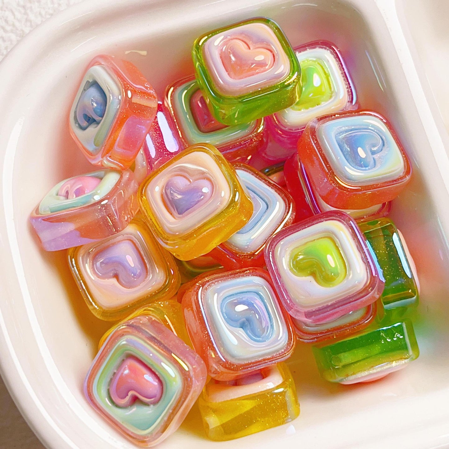 30 Pieces Three-dimensional Lovely Beads