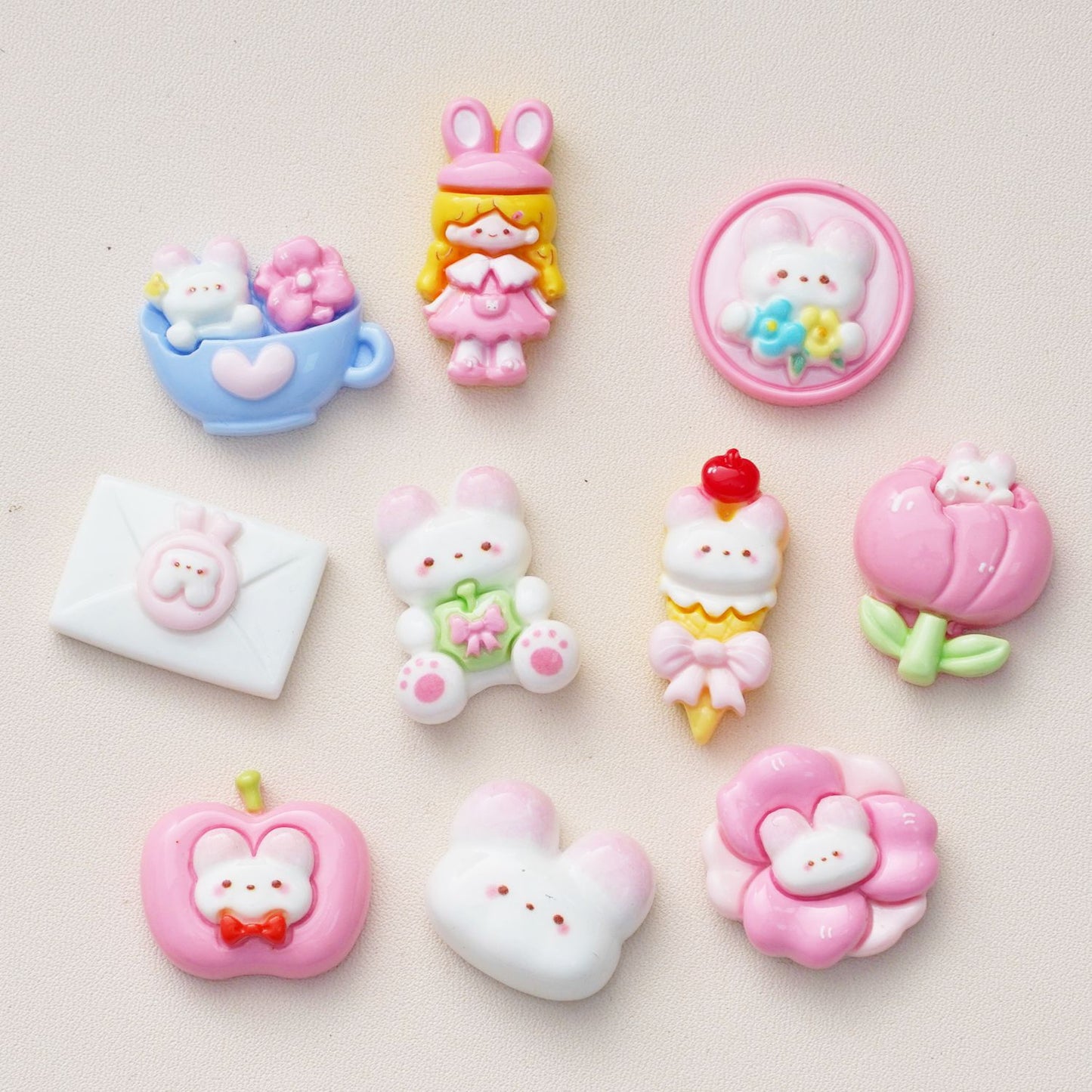 10 PCS Cartoon Resin Charms