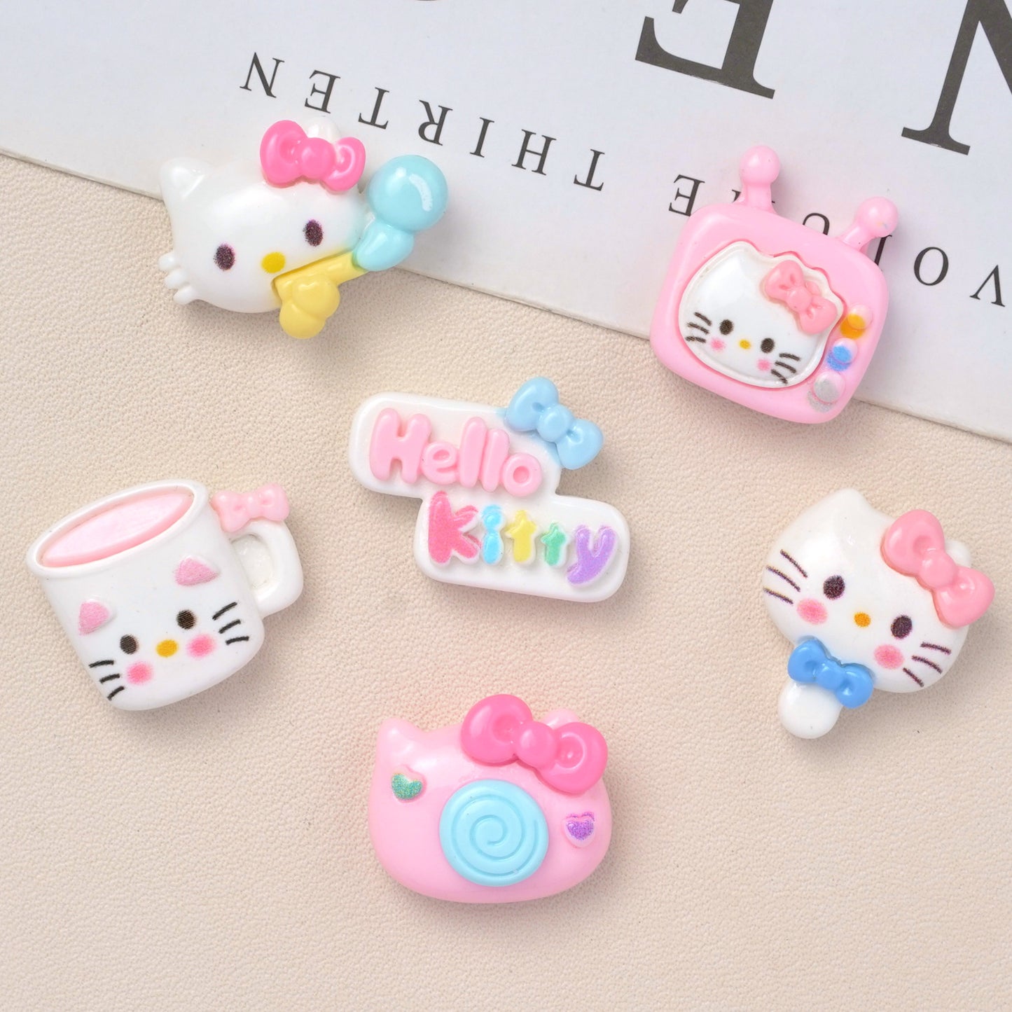 10 PCS Cartoon Resin Charms