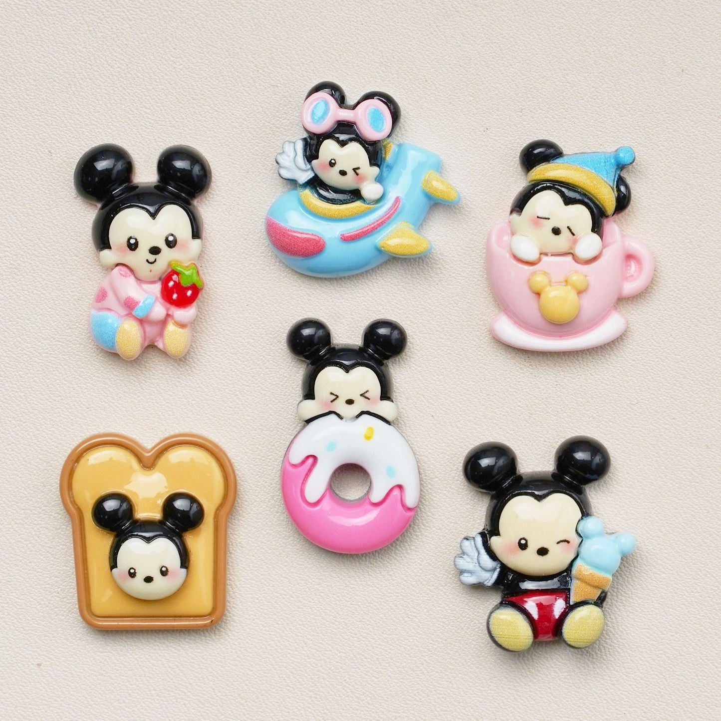 10 PCS Cartoon Resin Charms