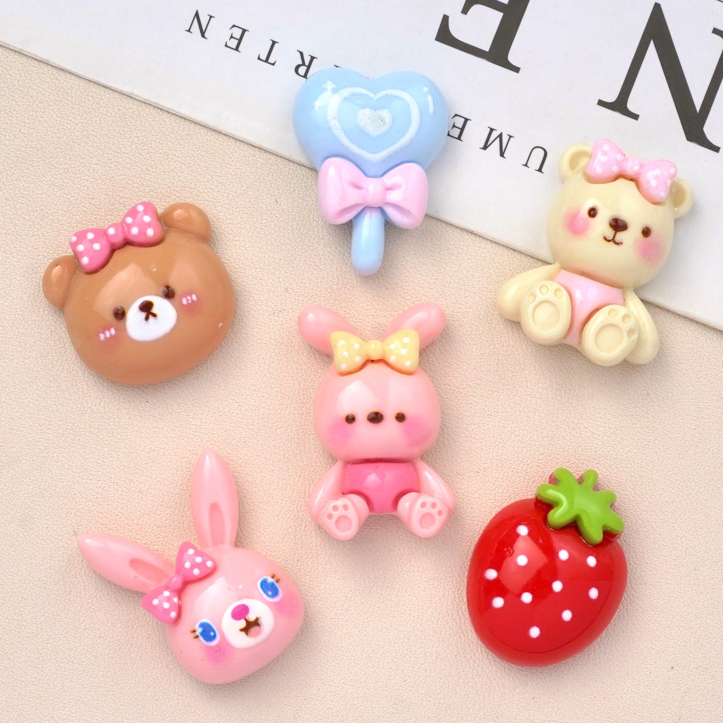 10 PCS Cartoon Resin Charms