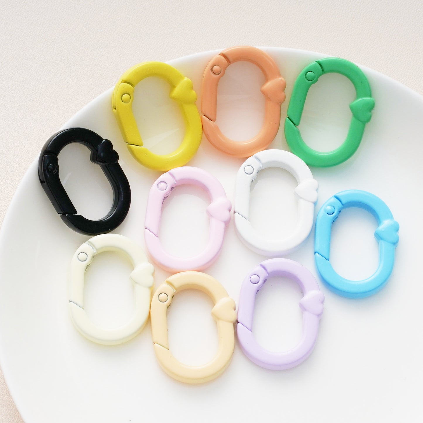 20 Pieces Heart Oval Shape Ring Buckle for DIY Keychain Phone Chain