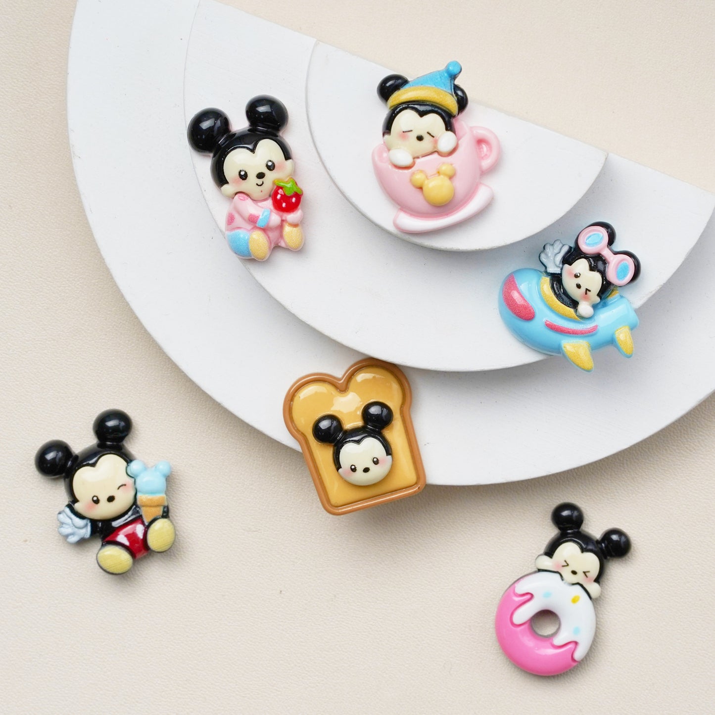 10 PCS Cartoon Resin Charms